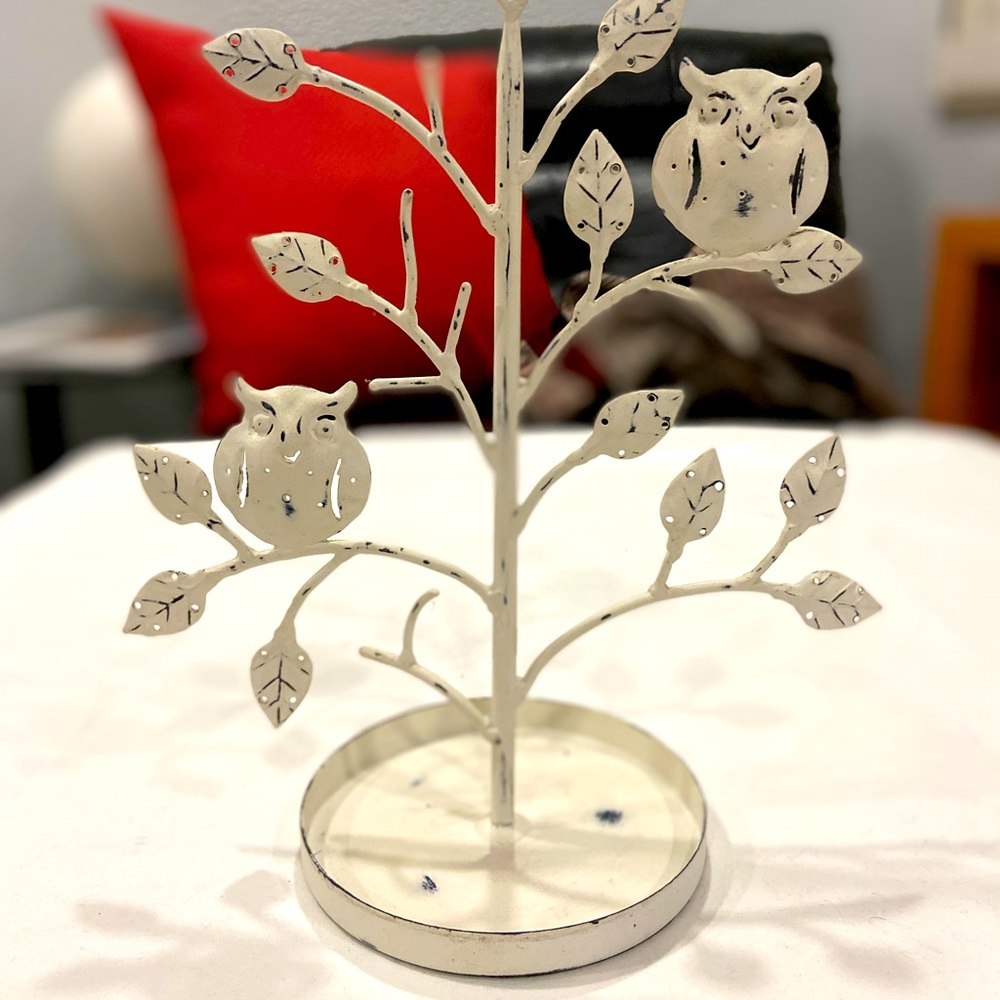 Owl theme distressed white metal jewelry display tree